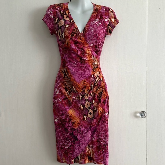 Cache Y2K Snake Print Ruched Faux Wrap V-Neck Sheath Dress Pink Mob Wife Size XS - Picture 2 of 10